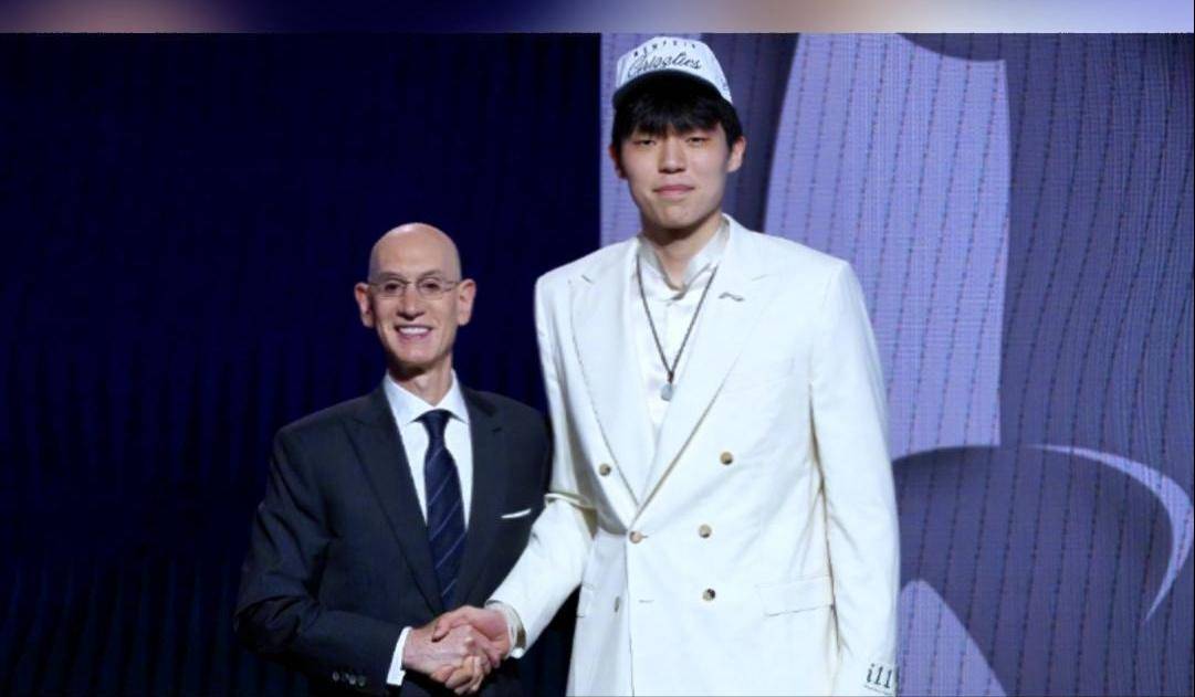 衣销售也异, 亿美元, 对较高