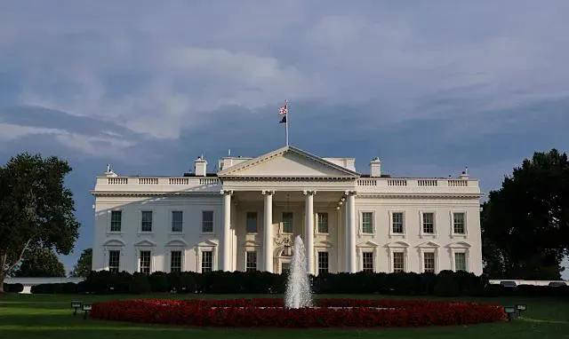 助其一臂之 助其一臂之