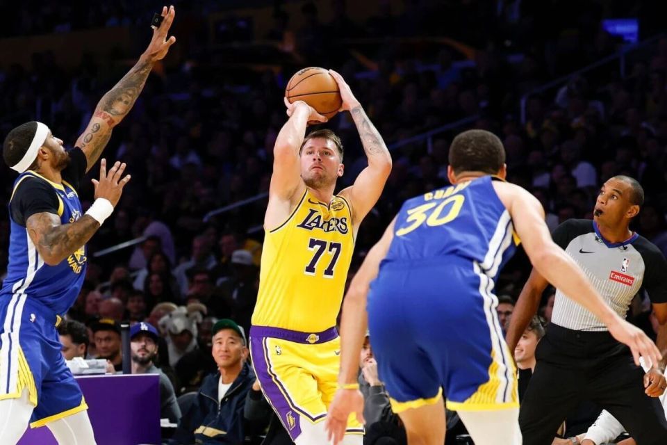 双方进攻端, 领先, 东契奇三节